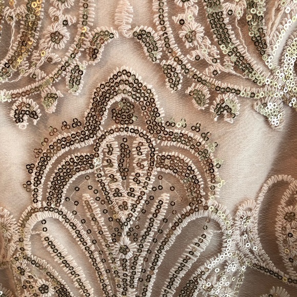 EUC Quiz Sleeveless Sequin Full length Gown - Champagne Gold w/Peachy/Rose Tones - Picture 7 of 13